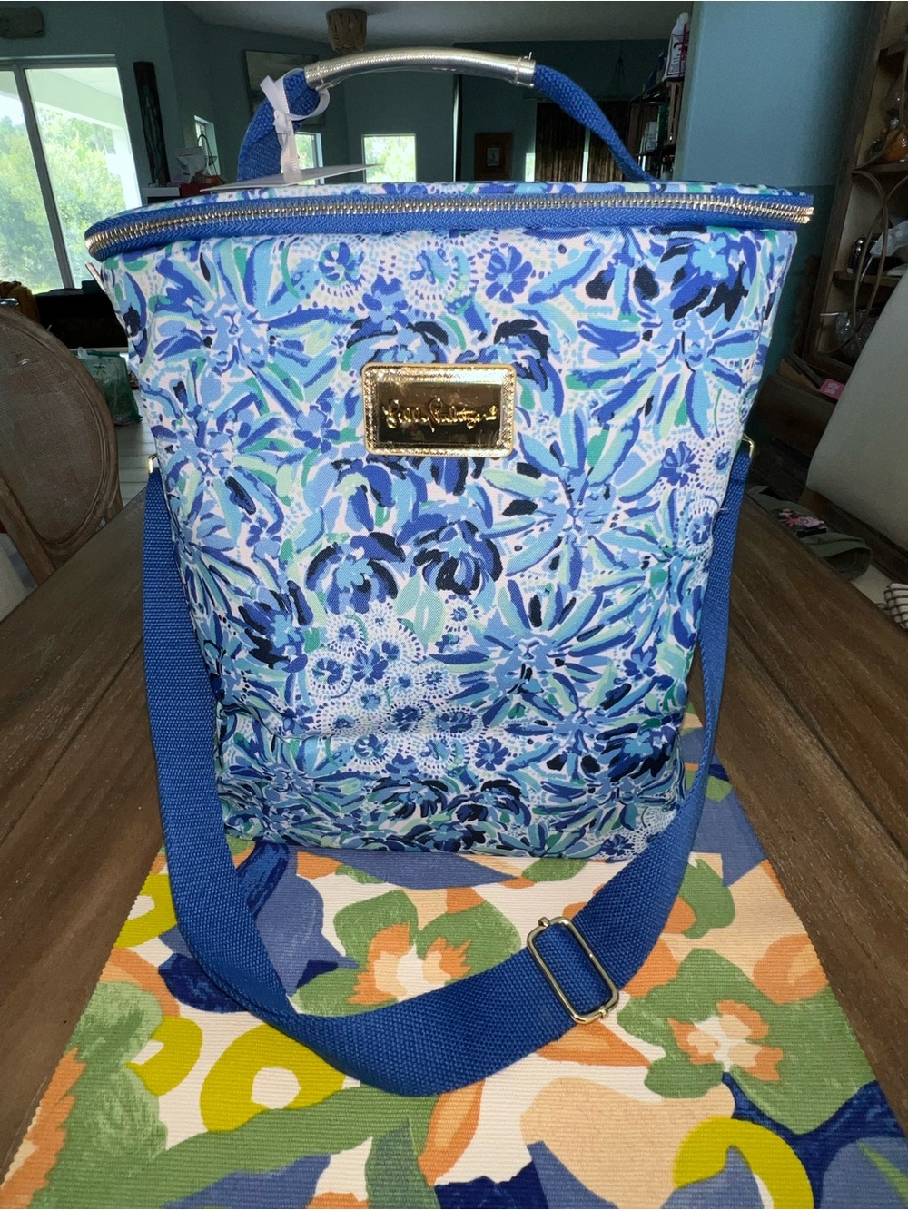 Lilly Pulitzer Blue lion pattern Insulated Tote